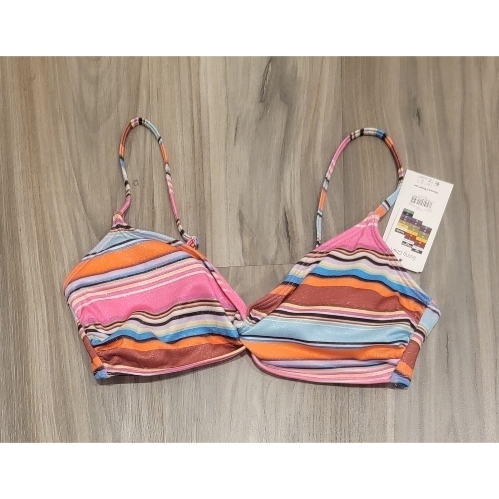 NWT Bikini Top - Picture 1 of 5